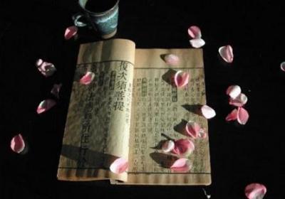 闲时吃紧忙里悠闲